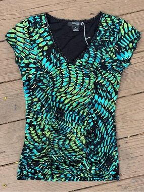 Vintage Y2K Style & Co. Black V-Neck Ruched Top in Funky Green-Blue Print